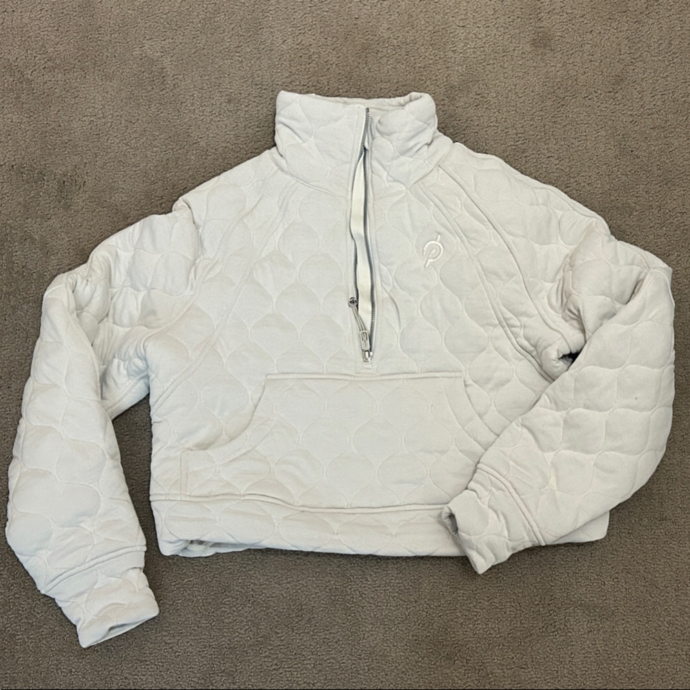 Lululemon/Peloton logo Cream Quilted hoody